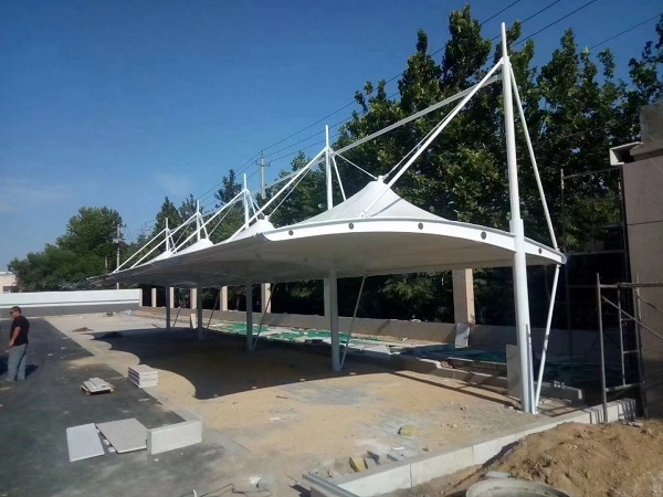 膜结构汽车棚