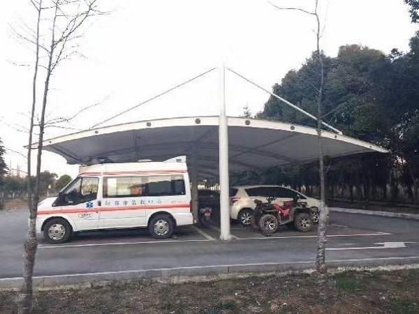 膜结构汽车棚
